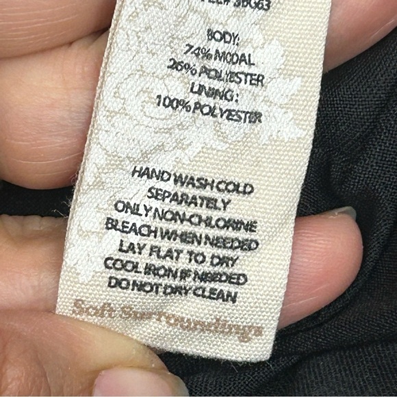 Soft surrounding maxi dress - Picture 4 of 7